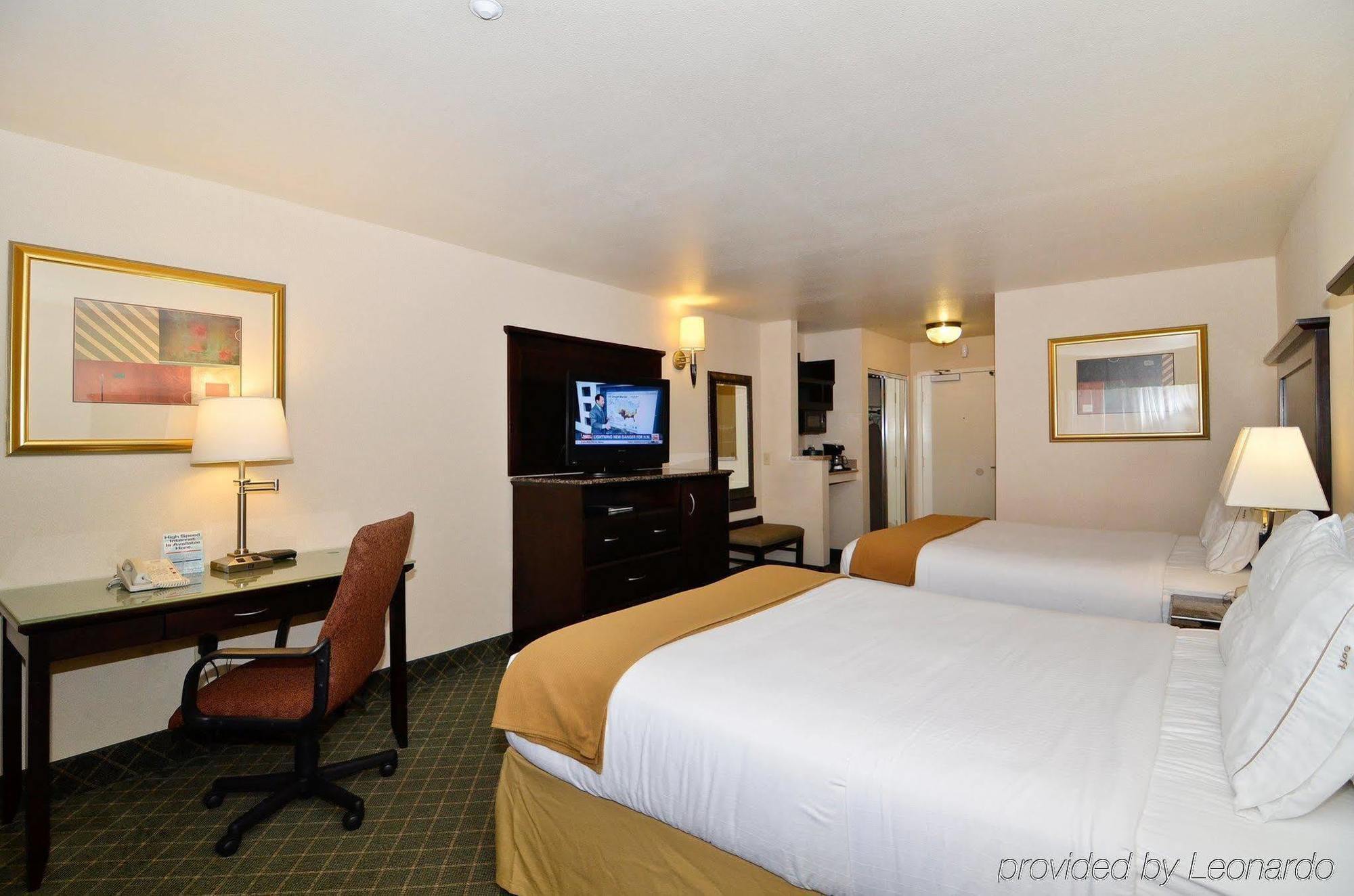 Holiday Inn Express Mira Mesa San Diego By Ihg Eksteriør billede